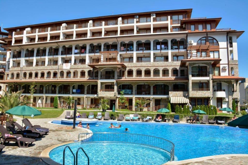Luxe Apartment Olymp In سفيتي فلاس المظهر الخارجي الصورة